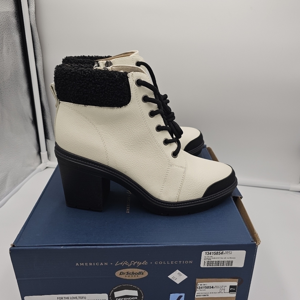 Dr Scholl's For The Love Ankle Boots. 8.5 Color Tofu